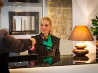 Hotel Du Lion D'or Louvre Paříž